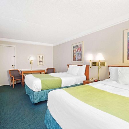 La Quinta Inn By Wyndham Рино Екстериор снимка